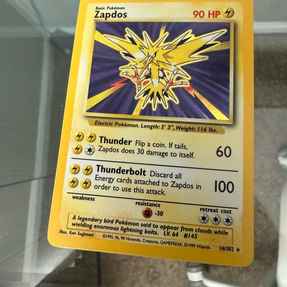 Zapdos Pokémon Card